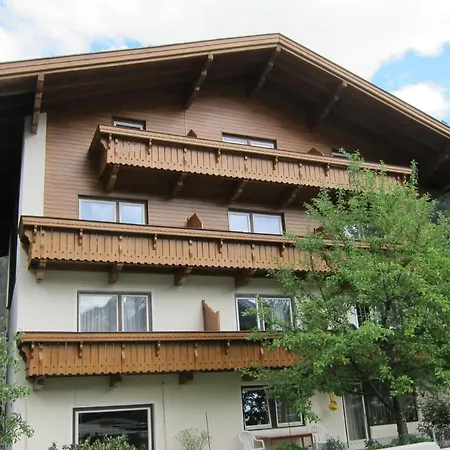 Manni Gaestehaus-2